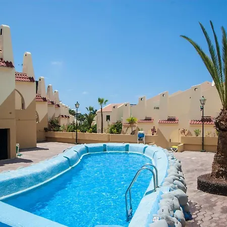 House Holiday In Tenerife By Holiday World شقة *