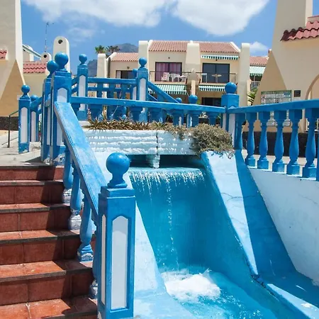 House Holiday In Tenerife By Holiday World شقة *