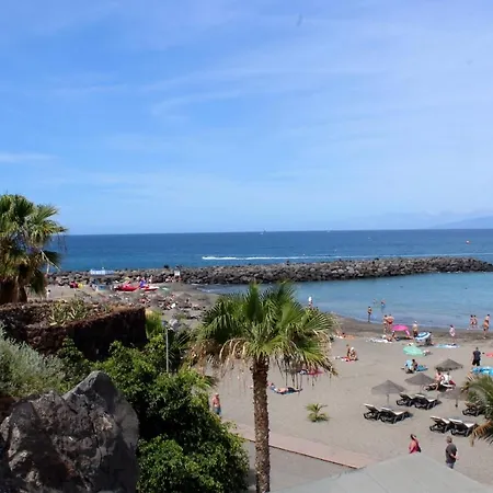 House Holiday In Tenerife By Holiday World شقة